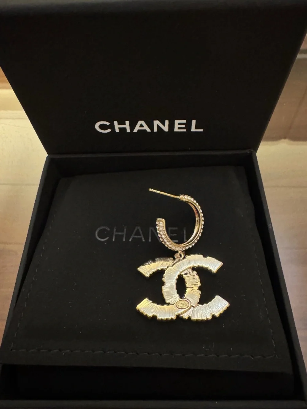 New Chanel CC Logo Super Bling Crystal Embellished with Pearl Drop Earrings